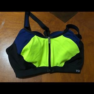 Victoria’s Secret Sport Bra!